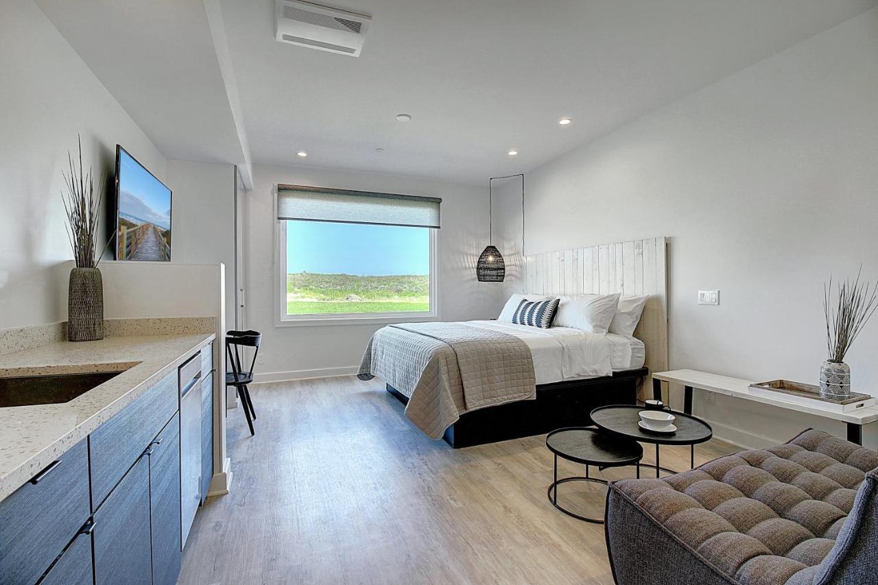 Lively Resort